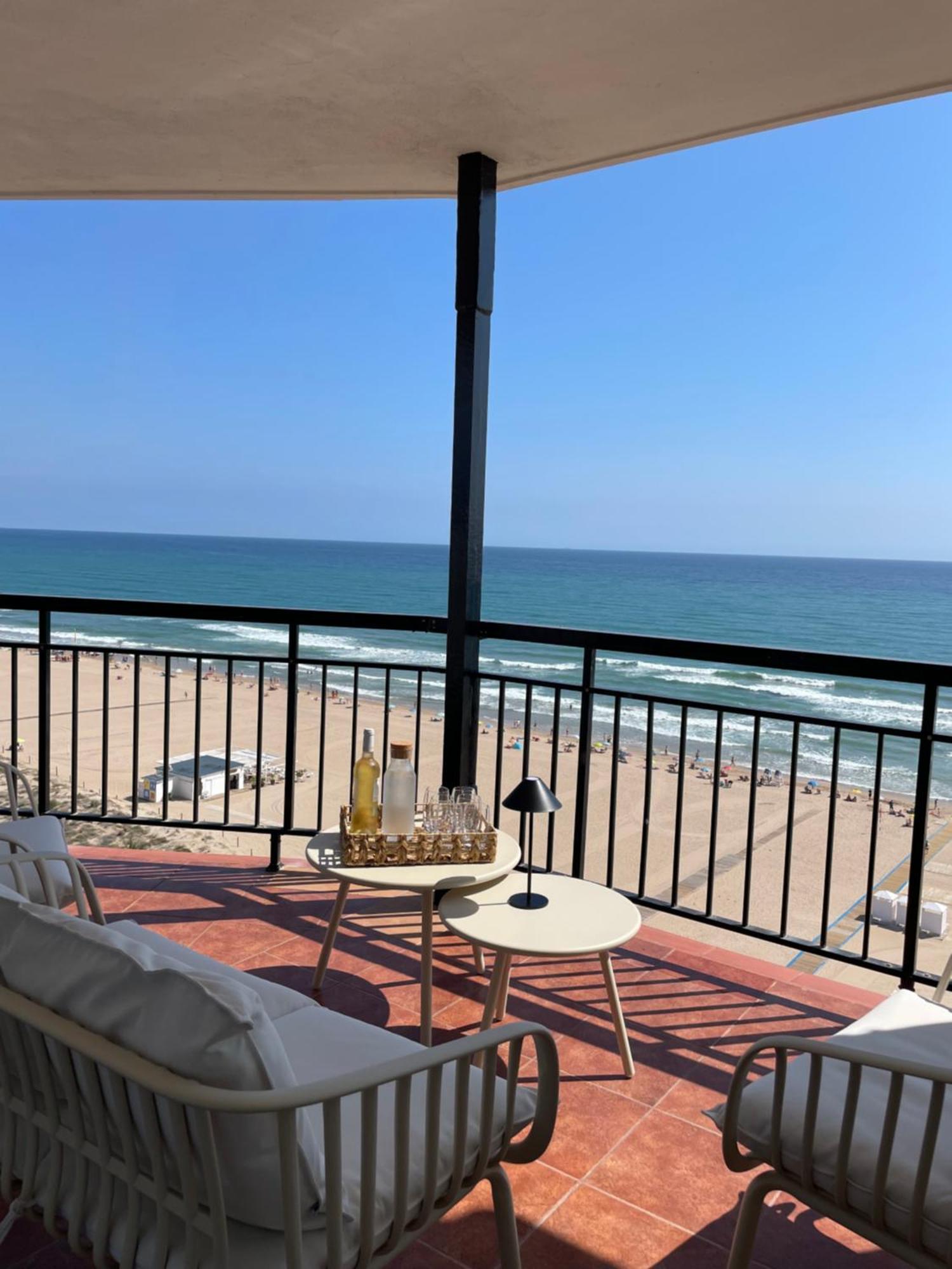 Gandia Boutique Stays - Presidente - Apartamento Premium En Primera Linea De Playa Exterior photo