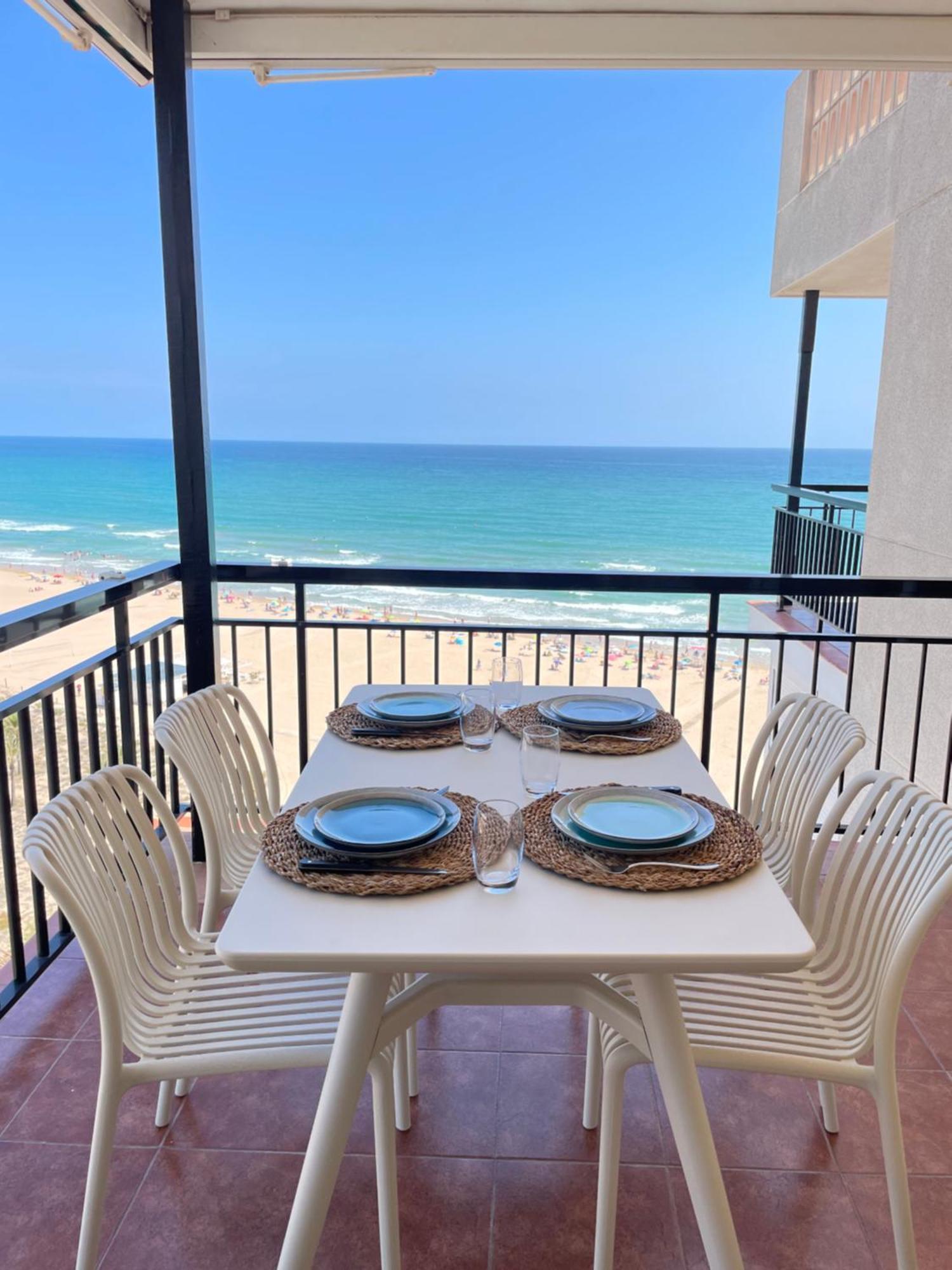 Gandia Boutique Stays - Presidente - Apartamento Premium En Primera Linea De Playa Exterior photo